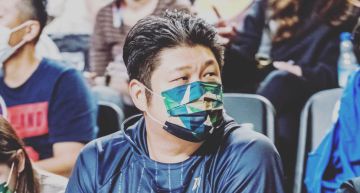 T1/台啤英熊總經理哈孝遠高喊不打了!帶領球隊罷賽抗議裁判吹罰尺度問題