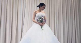 憑藉經典情色電影《為人民服務》爆紅韓國女星智眼與韓國職棒傳奇投手嚴正郁步入禮堂！