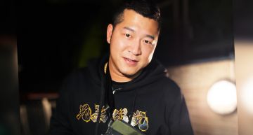 草爺打賭輸了!準備發1000份雞排、當助理跑腿 喊話:期待委員跟我一起
