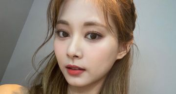 當強勢JESSI遇上靦腆TWICE!子瑜被要求用「大聲公」嗆聲 吐4字全場笑歪
