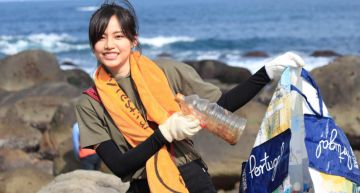 吳汶芳「帶三百壯士」淨灘 清出1000KG垃圾:只是一小部分!
