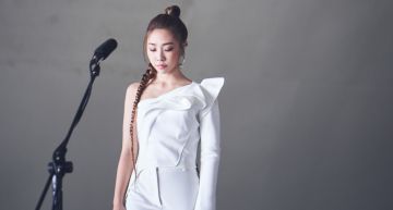 首度挑戰現場演出收音!艾薇全新治癒系單曲〈悲傷的五個步驟〉全面上線!
