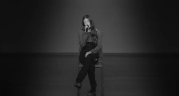 YG女團成員公開LIVE表演!療傷系低嗓「酷似CL、Jennie」 真實年齡曝光粉絲全驚呆