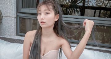 真人版娜美!祈錦鈅泳衣包不住雙球「露餡」 網狂噴鼻血:神還原