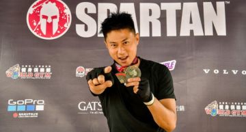 5566彭小刀瘋玩極限運動 「斯巴達障礙賽」搏命拼5公里!