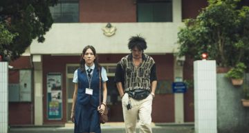 許瑋甯、邱澤《當男人》假戲真做?「愛心拉花照」背景被抓露餡 經紀人回應了!