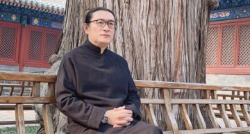 黃安急勸弟弟「絕對別送媽媽打AZ」!狂炮台灣人命賤:組團去美國打還被罰錢