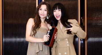 HAEZEE黃瑋昕首張專輯《LOVE MAZE》分解愛情面貌 孫盛希送金曲麥克風