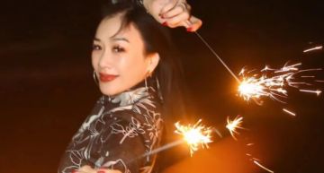 母女顏值黃金交叉?鍾麗緹崩壞遭酸撞臉「納美人」 網見2女兒驚艷:又白又瘦又高