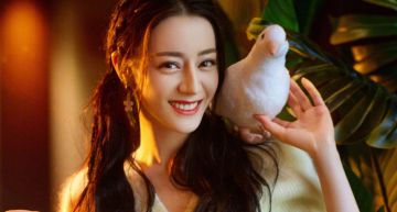 迪麗熱巴瘋傳整形!「16歲清純畢業照」美到逆天 超高顏值打臉酸民