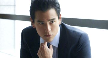 彭于晏崩壞後首現身!夜跑被捕獲「瘦回男神帥樣」 女粉絲嗨翻偷戳冰塊肌:超級超級帥!