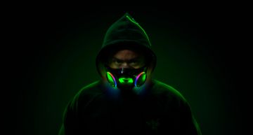 限量發售!Razer「電競口罩」自動通風、殺菌 夜間發光超帥氣