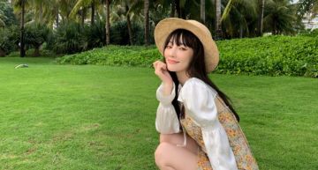 李小璐女兒甜馨8歲了!母女「同框熱舞」 逆天長腿超驚人