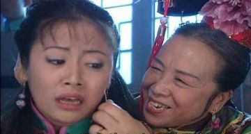 戲外差點被暴打!容嬤嬤「年輕美照瘋傳」網驚:撞臉宋慧喬