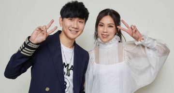 達人秀直擊/林俊傑驚喜慶生蔡健雅!陳喬恩合體「小九歲男友」低調現身力挺