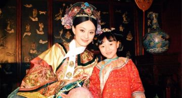 女大十八變!《甄嬛》「朧月公主」長大了 逆天長腿美翻網