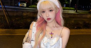 醜小鴨變天鵝!抖音女神「機智張」曬童年照:黑到媽都不認識