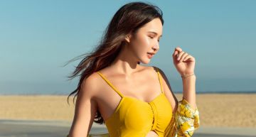 躺床上就可以瘦!性感網紅教學「7天虐出馬甲線」 百萬網友激推