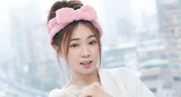 老公全程臭臉!丫頭「超仙美人魚潛水照」曝光 網:不懂欣賞