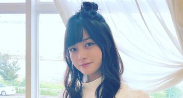 「千年一遇美少女」童年嫩照曝光! 超萌畫面引網友暴動:上帝吻過的臉龐