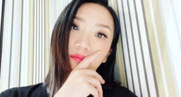 媽媽是校花!陶晶瑩曬舊曝母親「超狂經歷」:她曾拿過金鐘獎!
