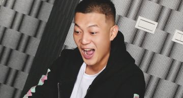 鳳梨10年前舊照曝光!自虧像「德克斯特」網看傻:是不是有整形
