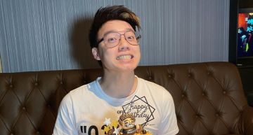 Toyz直播賺爆了!90分鐘「狂吸28萬斗內」 網諷:替台灣人感到可悲