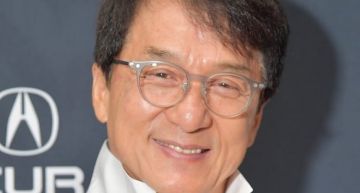 掰了梁朝偉?《尚氣》導演想找「成龍」拍續集:此生的夢想!