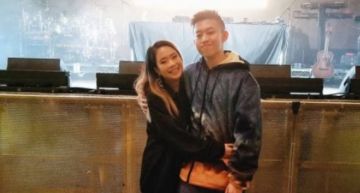 最狂肉搜!演唱會愛上「第一排女粉絲」 Rich Brian告白:我找到她了!