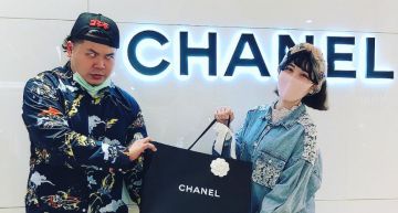 愛妻流產!網紅忍痛「賣公仔換包包」豪砸9萬:妳笑就值得