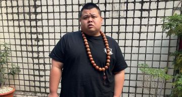 天竺鼠大車車!蛇丸「最長深溝」炸車頭燈 上萬網崩潰:比我大