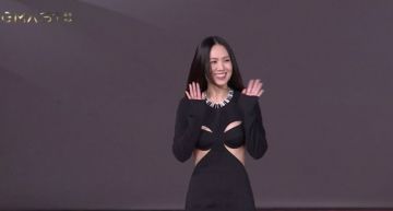 金曲31/孫盛希禮服大挖空「黑Bra現形」!轉身美背全露 網讚:超美!