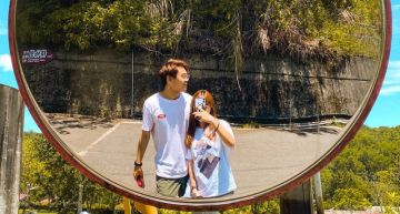 公開真實關係!YouTuber甜喊「我們在一起」 網讚:原地結婚!