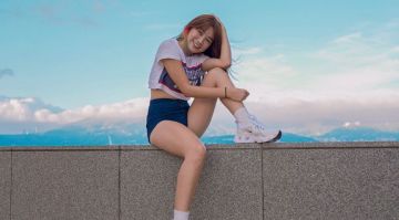 陳伊「低胸小可愛」熱舞!草泥馬倒地「沒反應」網嚇壞:還活著?