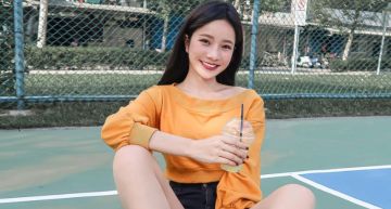 飽滿蜜桃全看光!正妹實況主登表特版 網看傻:臉完全不一樣!