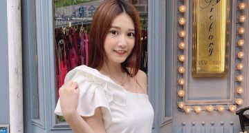 50萬感謝祭!艾瑞絲趴玻璃「UU險掉衣服外」 網:怎變這麼大!