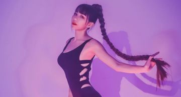 100%神還原小野馬!梓梓「衣服挖洞」辣度爆 網:根本泫雅本人