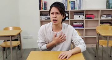 財務危機?HowHow兼差詐騙遭捕「上手銬畫面流出」 網:真的被抓走了