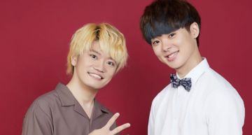 整哭好友!Youtuber「大街下跪磕頭認錯」 網見偷拍反應讚:好溫柔!
