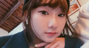 被笑飛機場!愛莉莎莎曬「真實影片」上圍溢出:是木蘭飛彈!