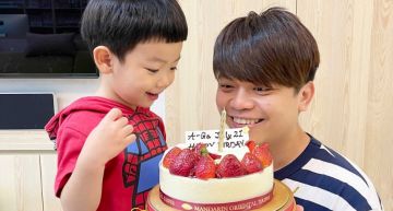 跪著看完!蔡阿嘎生日「偶像拍片祝福」 加碼曬好消息:第三個小孩誕生