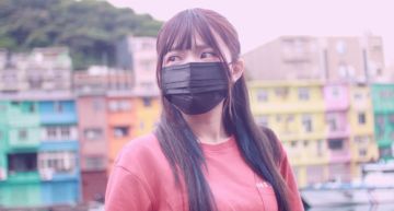 罕見露大長腿!關關舊照曝「狂飄仙氣」 上萬網戀愛:居然藏這麼久
