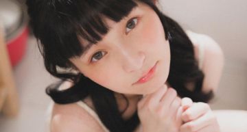 內內全被看光!本本「完整解放S曲線」捧長輩羞問:大嗎?