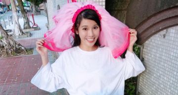 琳妲爸爸癌末病逝!IG曬「黑白牽手合照」心痛告白:永遠愛你!
