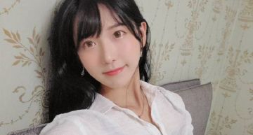 背後藏男人!企鵝妹認「老外新男友」 粉絲遭騙心碎:打從心底覺得噁