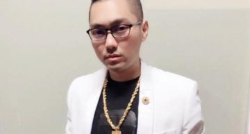 連千毅親曝正宮辣照!「不科學身材」放送兇猛半球 網:像楊冪