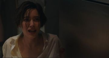 怪物驚悚片《魔蟲禁區》改編自泰國駭人民間傳說!18公尺、100隻腳怪蟲入侵防疫旅館 12月16日全台上映