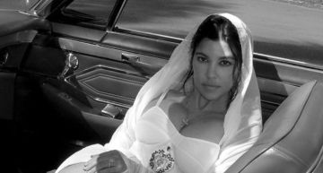 卡戴珊大姐結婚了!Kourtney穿「迷你裙婚紗」辣上跑車 網猜:該不會是懷孕了?