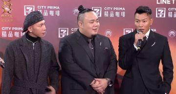 金曲33/頑童MJ116三人西裝帥氣亮相!無壓力頒獎:當旅遊團「走走看看」!