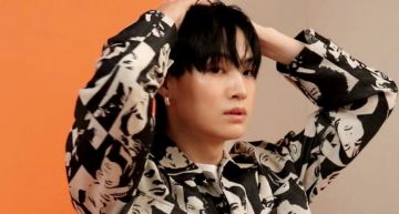 GOT7隊長「直播意外曝大尺度照片」!經紀公司急滅火:是藝術
